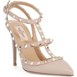 Valentino Rockstud Pump
